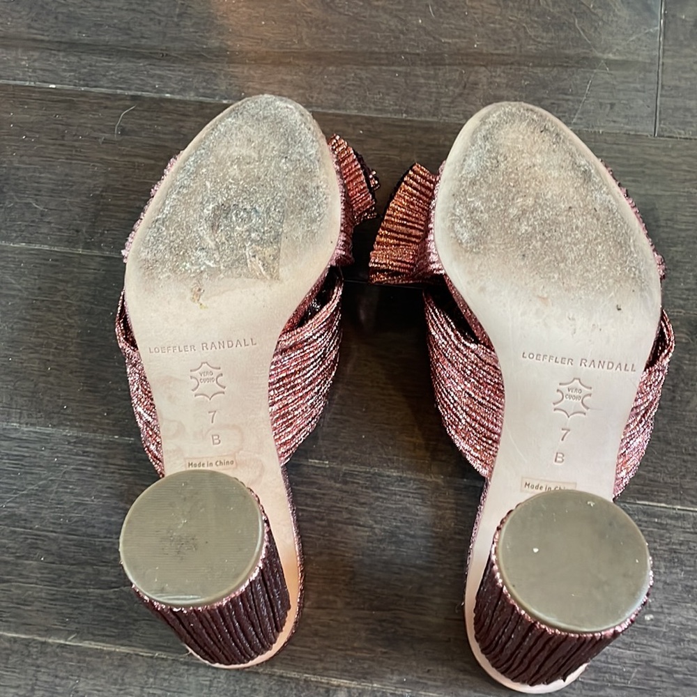 Loeffler Randall Penny Rose Pleated Bow Heel, Size 7 - Picture 14 of 16
